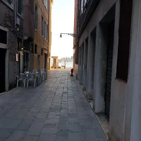 Rosso Apartmán *
